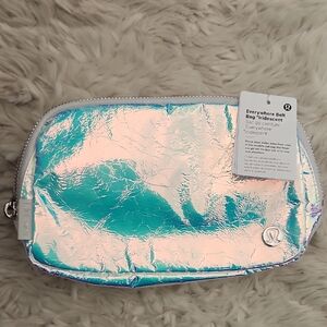 Lululemon NWT Rare Everywhere Belt Bag Iridescent